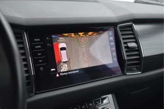 Thumbnail Mobil 9