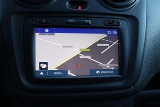 Thumbnail Mobil 6
