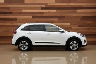 Thumbnail Mobil 6