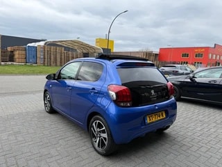 Thumbnail Mobil 8