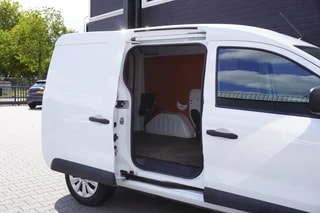 Thumbnail Mobil 9