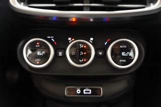 Thumbnail Mobil 8