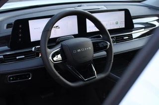 Thumbnail Mobil 4
