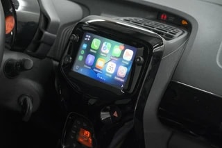 Thumbnail Mobil 6
