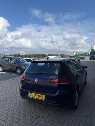 Thumbnail Mobil 4