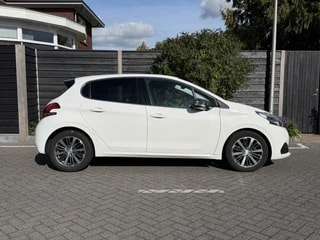 Thumbnail Mobil 6