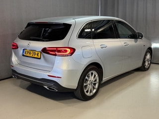 Thumbnail Mobil 2