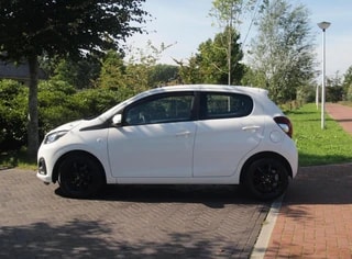 Thumbnail Mobil 7