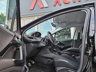 Thumbnail Mobil 6