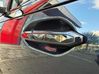 Thumbnail Mobil 9