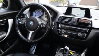 Thumbnail Mobil 8