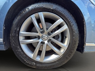 Thumbnail Mobil 9