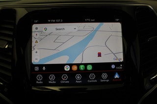 Thumbnail Mobil 4