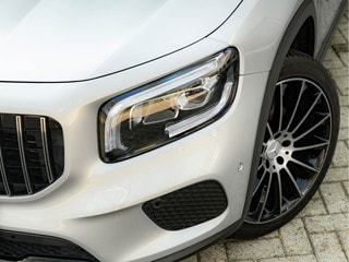 Thumbnail Mobil 10