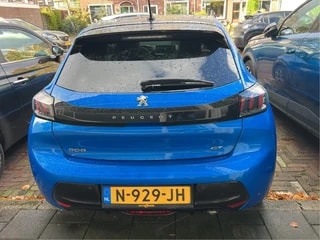 Thumbnail Mobil 8