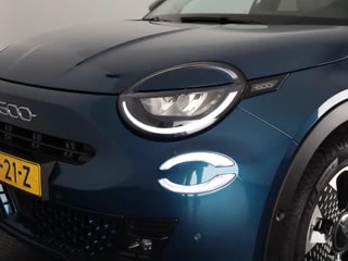 Thumbnail Mobil 10