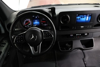 Thumbnail Mobil 9