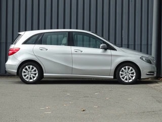 Thumbnail Mobil 4