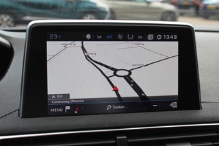 Thumbnail Mobil 9