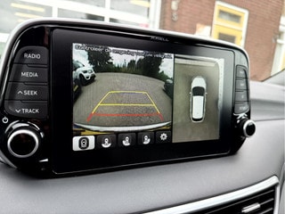 Thumbnail Mobil 8