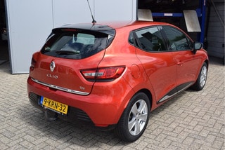 Thumbnail Mobil 4