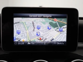 Thumbnail Mobil 8