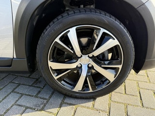 Thumbnail Mobil 4