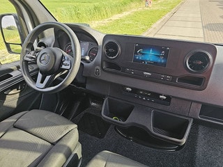 Thumbnail Mobil 8