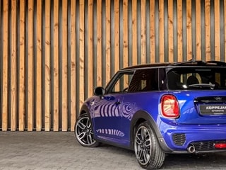 Thumbnail Mobil 6