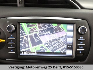 Thumbnail Mobil 4
