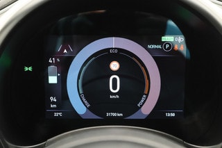 Thumbnail Mobil 4