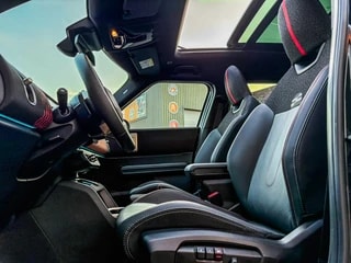 Thumbnail Mobil 4