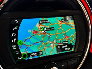 Thumbnail Mobil 6