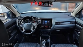 Thumbnail Mobil 3