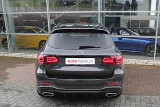 Thumbnail Mobil 8