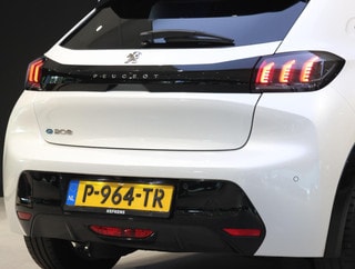 Thumbnail Mobil 8