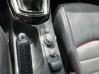 Thumbnail Mobil 10