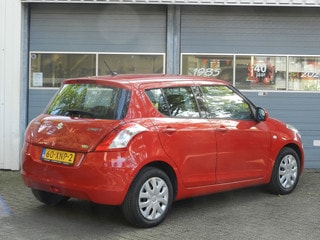 Thumbnail Mobil 7