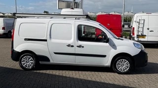 Thumbnail Mobil 4