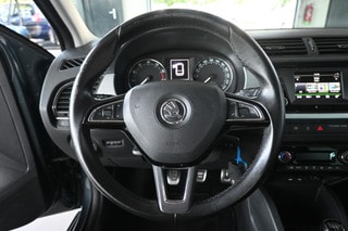 Thumbnail Mobil 6