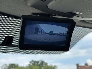 Thumbnail Mobil 4