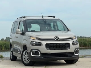 Thumbnail Mobil 4