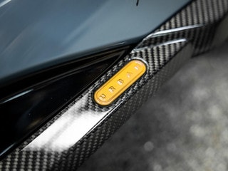 Thumbnail Mobil 8