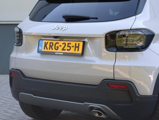Thumbnail Mobil 6