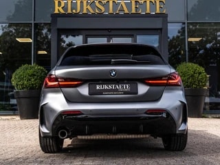 Thumbnail Mobil 8