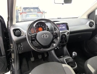 Thumbnail Mobil 7