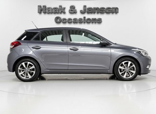 Thumbnail Mobil 7