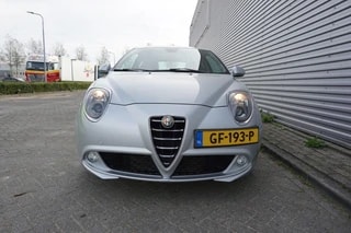 Thumbnail Mobil 6