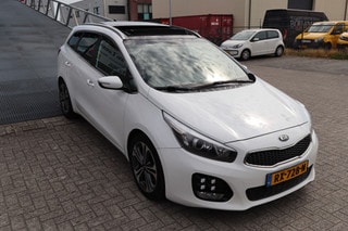 Thumbnail Mobil 8