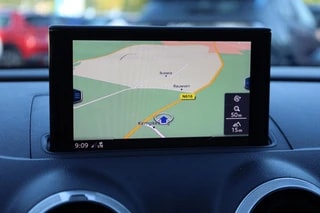 Thumbnail Mobil 10